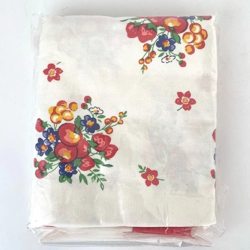 Vintage Fruit Print Cotton Table Cloth 52” x 52” Brand New in Package w/ flaw